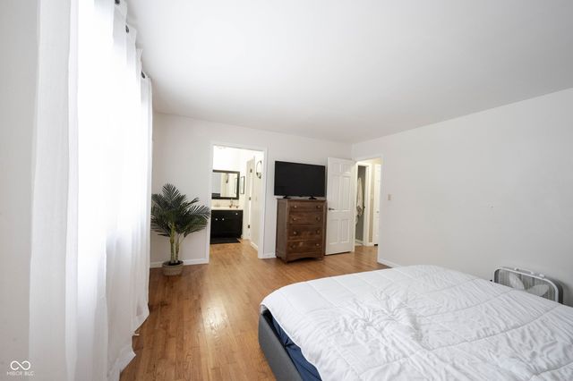 8720 Ellington Drive, Indianapolis, IN 46234