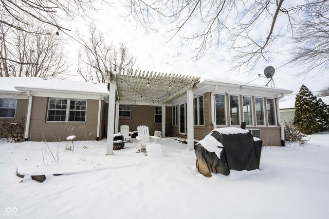 8720 Ellington Drive, Indianapolis, IN 46234