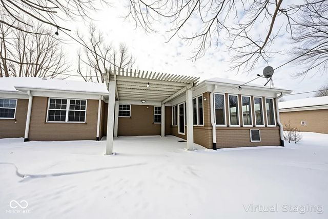 8720 Ellington Drive, Indianapolis, IN 46234