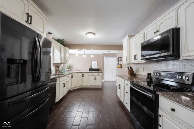 8720 Ellington Drive, Indianapolis, IN 46234