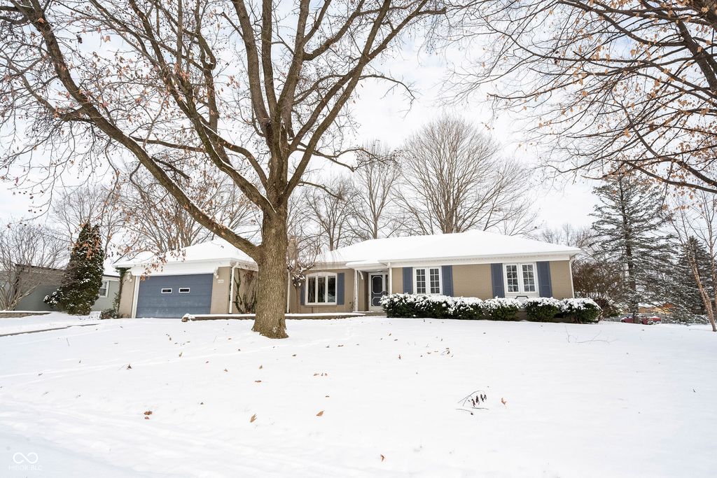 8720 Ellington Drive, Indianapolis, IN 46234