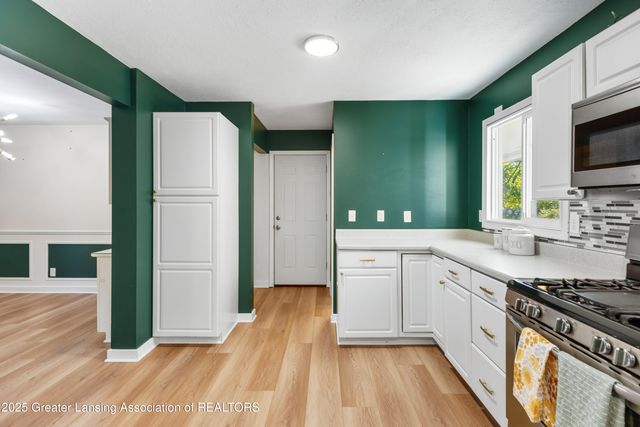 1516 Elmwood Road, Lansing, MI 48917