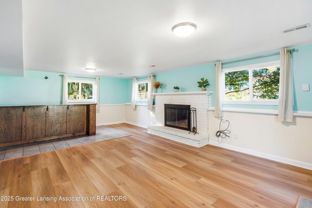 1516 Elmwood Road, Lansing, MI 48917