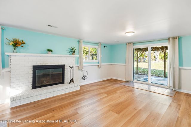 1516 Elmwood Road, Lansing, MI 48917