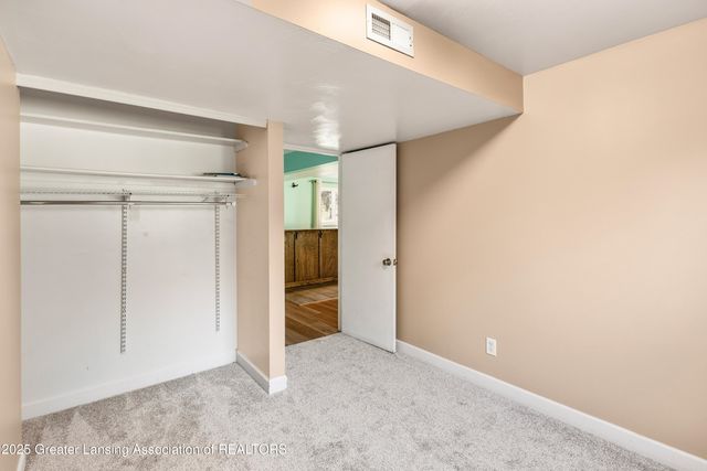 1516 Elmwood Road, Lansing, MI 48917