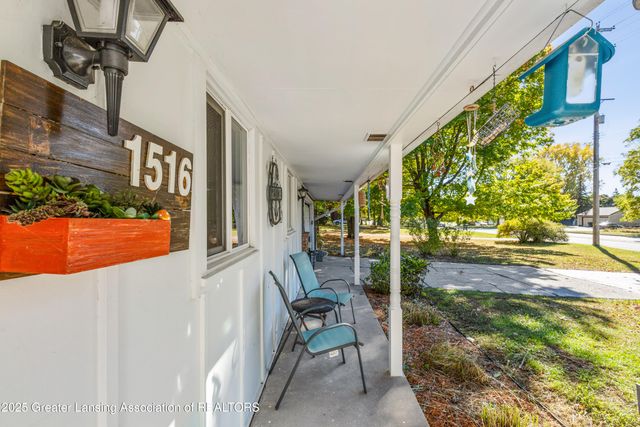 1516 Elmwood Road, Lansing, MI 48917
