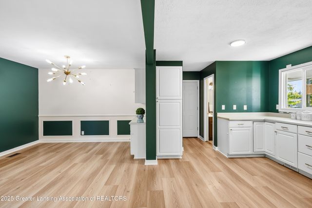 1516 Elmwood Road, Lansing, MI 48917