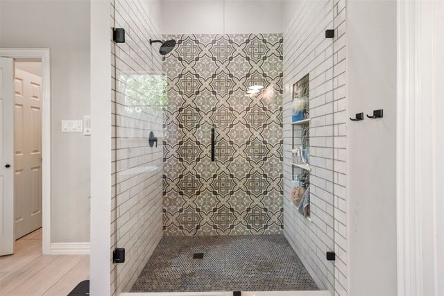 200 Shadow Wood Drive, Argyle, TX 76226