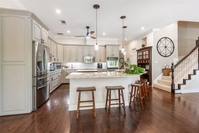 200 Shadow Wood Drive, Argyle, TX 76226