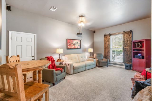 200 Shadow Wood Drive, Argyle, TX 76226