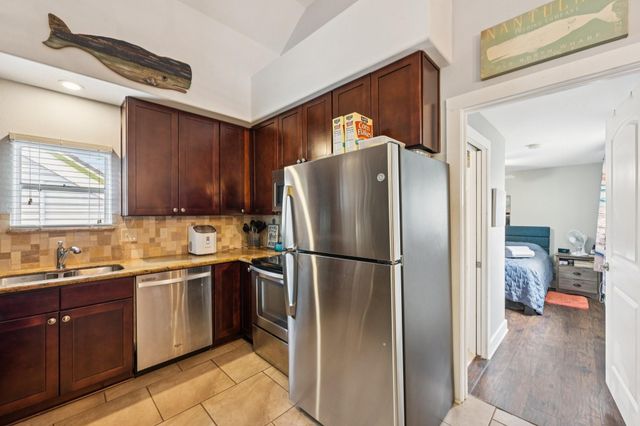 2024 Ursuline Street, Galveston, TX 77550