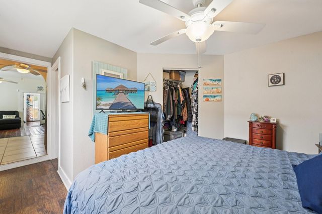 2024 Ursuline Street, Galveston, TX 77550