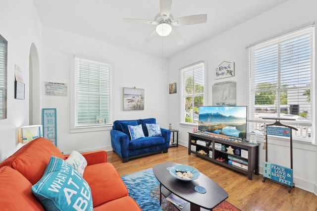 2024 Ursuline Street, Galveston, TX 77550