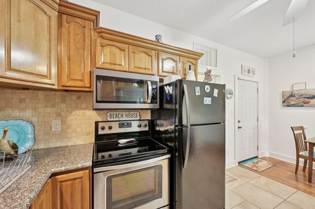 2024 Ursuline Street, Galveston, TX 77550