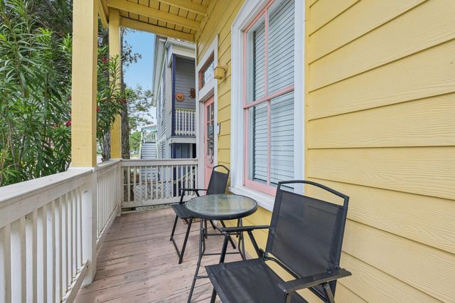 2024 Ursuline Street, Galveston, TX 77550