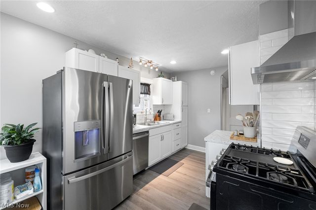 147 Hamilton Street, Elyria, OH 44035