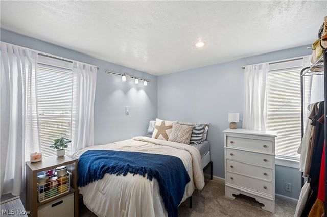 147 Hamilton Street, Elyria, OH 44035