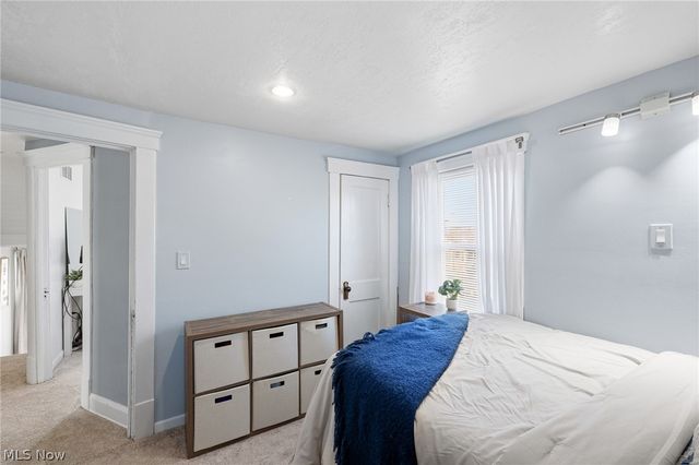 147 Hamilton Street, Elyria, OH 44035