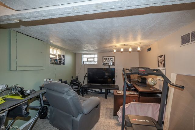 147 Hamilton Street, Elyria, OH 44035