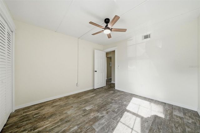 3821 N OAK DRIVE J21, Tampa, FL 33611