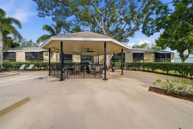3821 N OAK DRIVE J21, Tampa, FL 33611