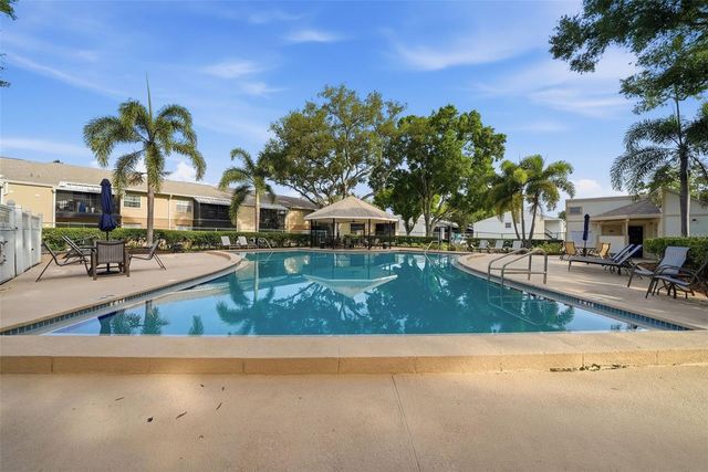 3821 N OAK DRIVE J21, Tampa, FL 33611