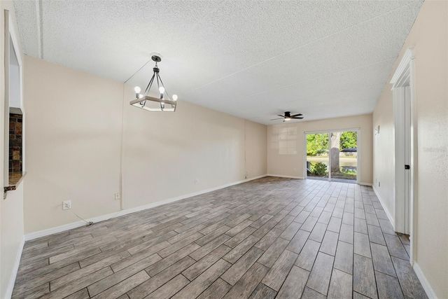 3821 N OAK DRIVE J21, Tampa, FL 33611