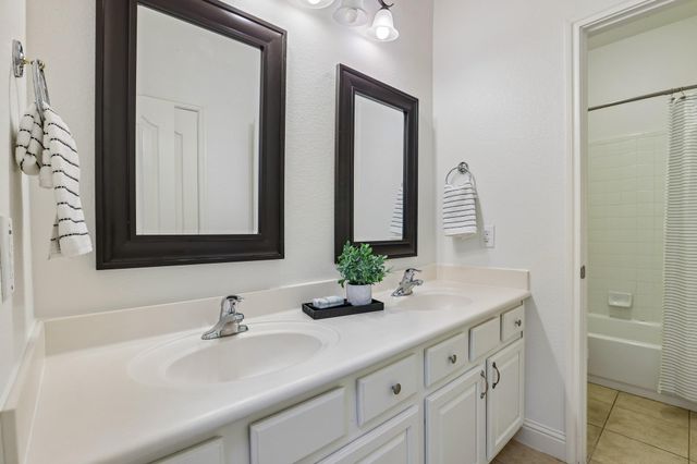 1017 Horseback HOLW, Austin, TX 78732