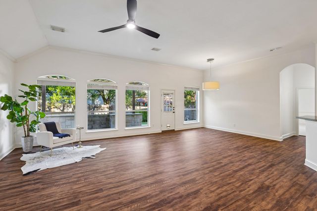 1017 Horseback HOLW, Austin, TX 78732