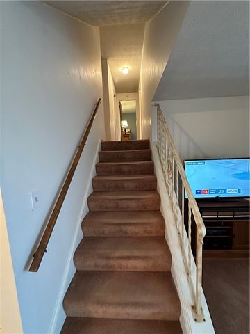 19 Morningstar Drive, Gates, NY 14606