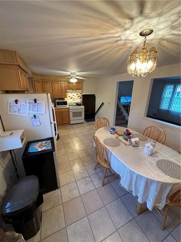 19 Morningstar Drive, Gates, NY 14606