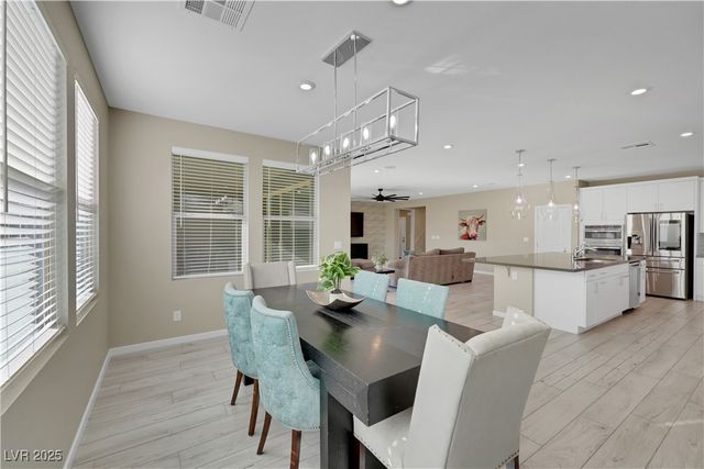 1609 Dream Canyon Avenue, North Las Vegas, NV 89084