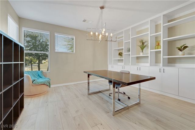 1609 Dream Canyon Avenue, North Las Vegas, NV 89084