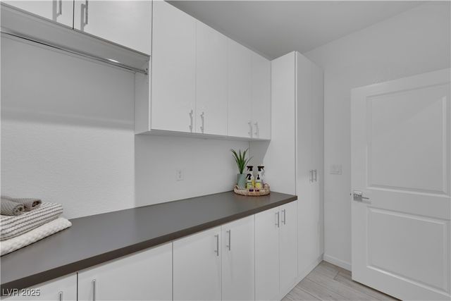 1609 Dream Canyon Avenue, North Las Vegas, NV 89084