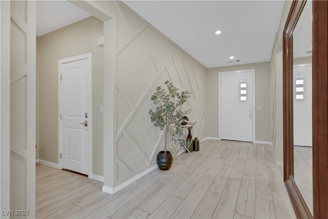 1609 Dream Canyon Avenue, North Las Vegas, NV 89084