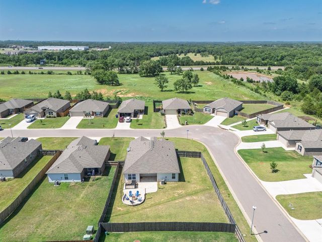 1425 Madison Avenue, Shawnee, OK 74804
