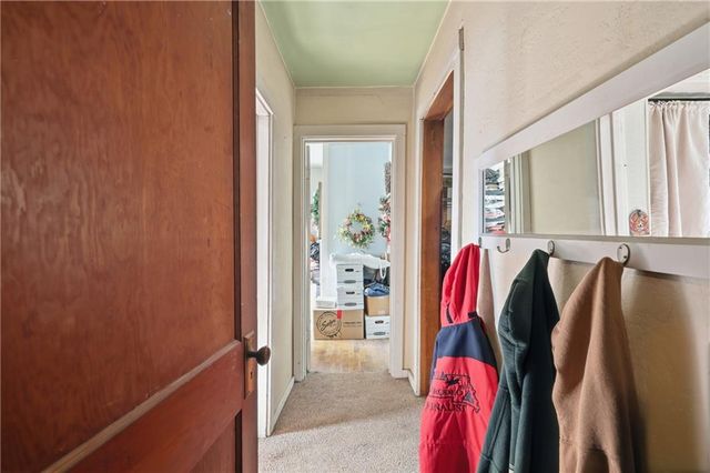 38240 Hedge Lane, Paola, KS 66071