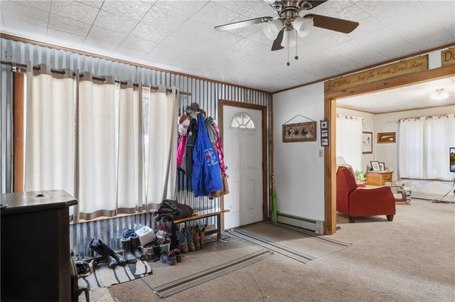 38240 Hedge Lane, Paola, KS 66071