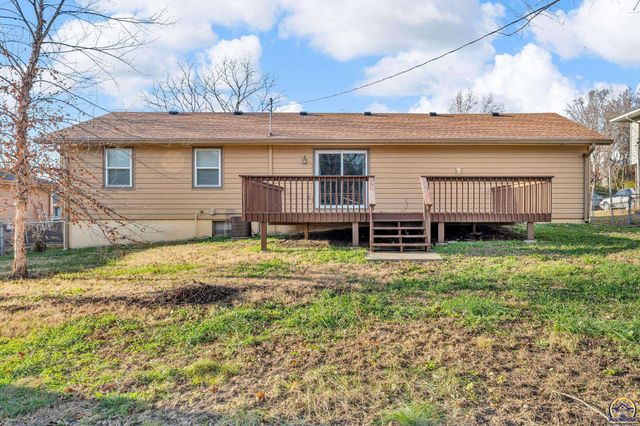 1231 SE 43rd Ter, Topeka, KS 66609