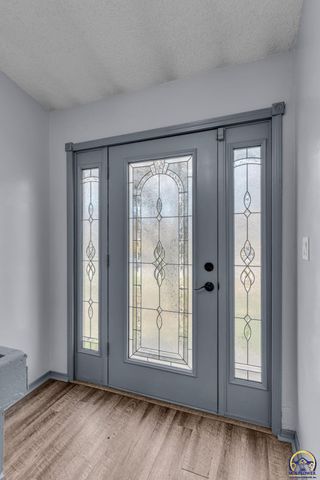 1231 SE 43rd Ter, Topeka, KS 66609