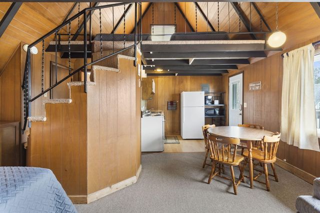 134 Deep Water Circle, Reeds Spring, MO 65737