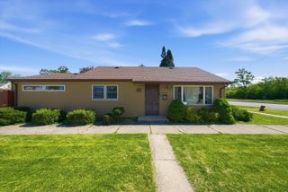 3859 N Cumberland Avenue, Chicago, IL 60634