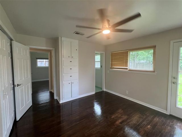 5417 De Milo Drive, Houston, TX 77092