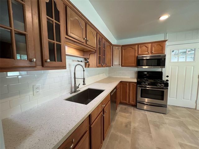 5417 De Milo Drive, Houston, TX 77092