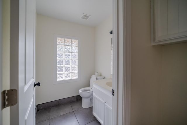 3277 COUNTRY CLUB DR, Cameron Park, CA 95682