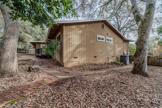 3277 COUNTRY CLUB DR, Cameron Park, CA 95682