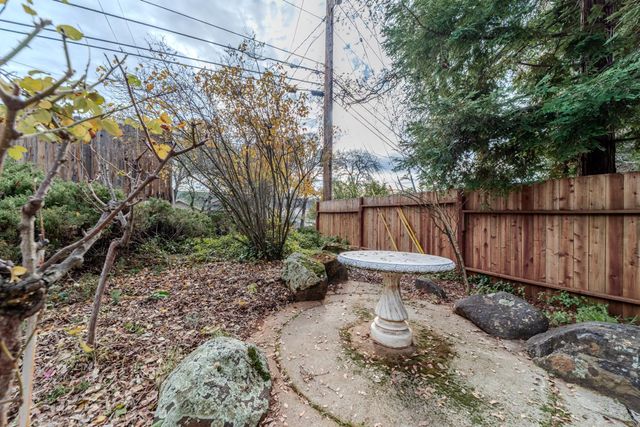 3277 COUNTRY CLUB DR, Cameron Park, CA 95682