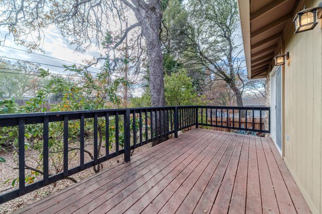 3277 COUNTRY CLUB DR, Cameron Park, CA 95682