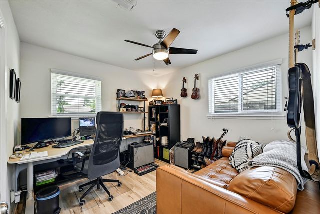 9702 Oriole DR, Austin, TX 78753