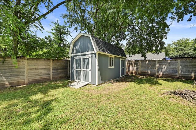 9702 Oriole DR, Austin, TX 78753